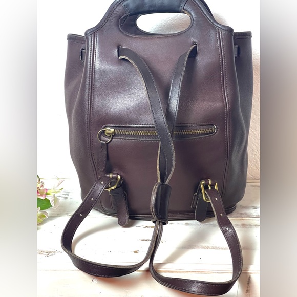 COACH Vintage Drawstring backpack. #9994 - Picture 3 of 7